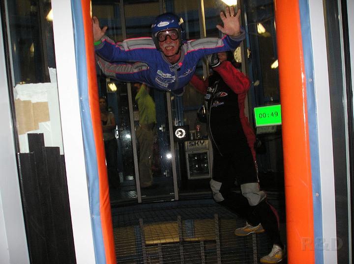 Indoor Skydive 12 augustus 2007 (17).jpg